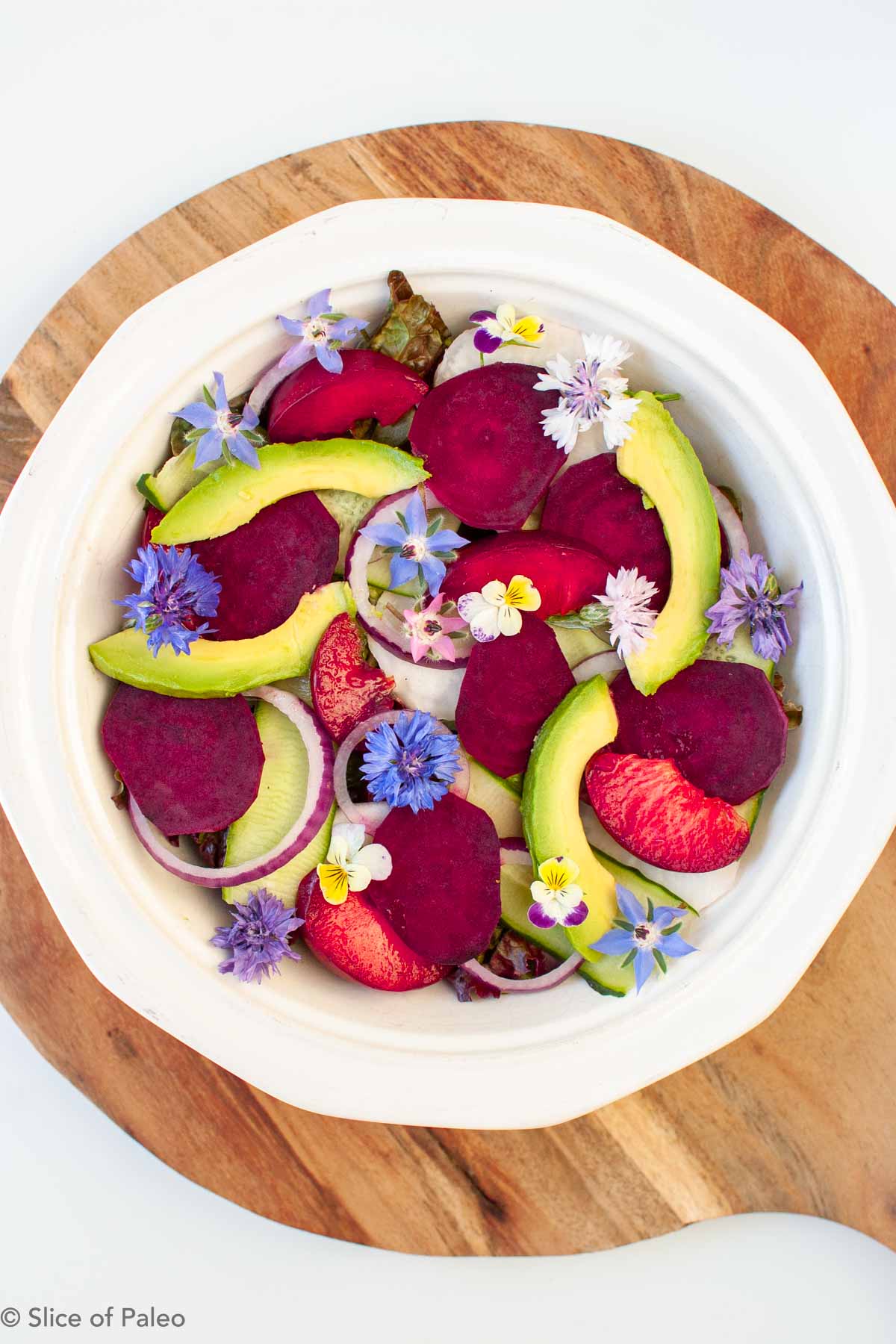 Creative Colorful & Edible Flower Salad Ideas with cool colors